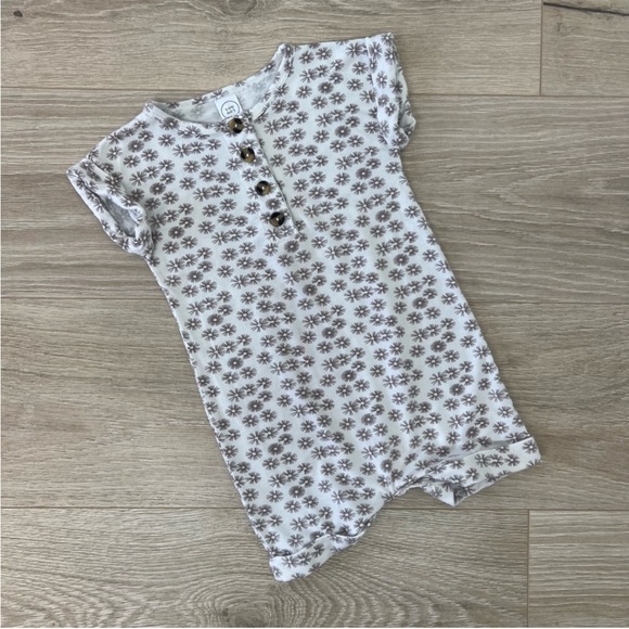 Lou Lou & Company Other - Lou Lou & Company Whispy Bamboo Romper